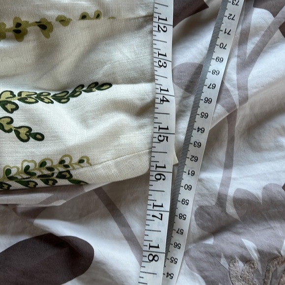 The Loft Cream floral A line skirt - Picture 7 of 7